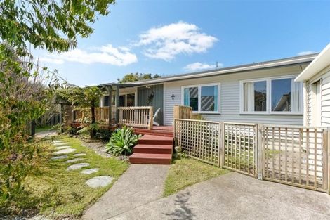 Photo of property in 110a Mcleod Road, Te Atatu South, Auckland, 0610