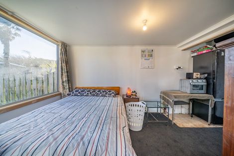 Photo of property in 52 Longfellow Street, Trentham, Upper Hutt, 5018