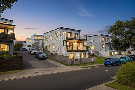 Photo of property in 46 Ascension Crescent, Orewa, 0931