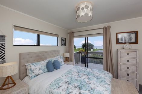 Photo of property in 70a Marine Parade, Paraparaumu Beach, Paraparaumu, 5032