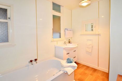 Photo of property in 26 Seaview Terrace, Kew, Dunedin, 9012