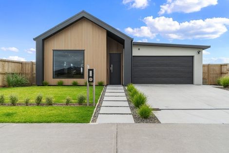 Photo of property in 107 Rangitahi Road, Raglan, 3225