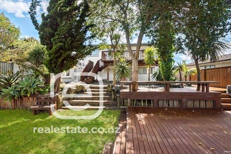 Photo of property in 84 Glamorgan Drive, Torbay, Auckland, 0630