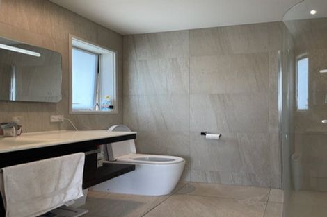 Photo of property in 29c South Lynn Road, Titirangi, Auckland, 0604