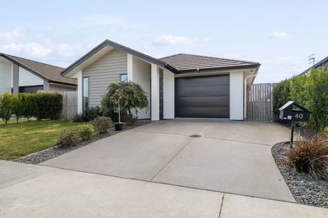 Photo of property in 40 Hills View Drive, Papamoa, 3118
