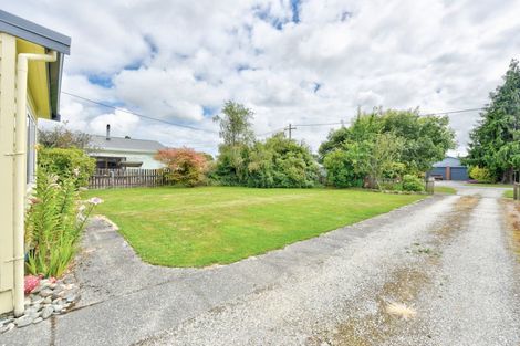 Photo of property in 26 Hunter Street, Edendale, 9825