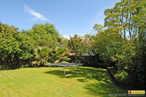 Photo of property in 15 Goldfinch Rise, Unsworth Heights, Auckland, 0632