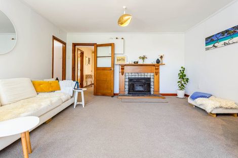Photo of property in 83 Wood Bay Road, Titirangi, Auckland, 0604