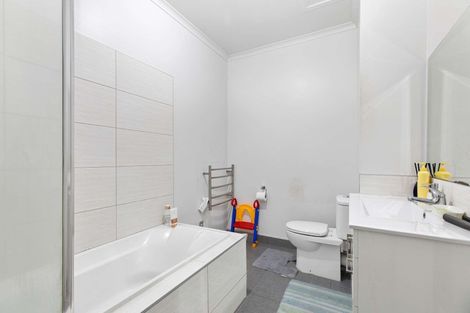 Photo of property in 24c/132 Stancombe Road, Flat Bush, Auckland, 2016