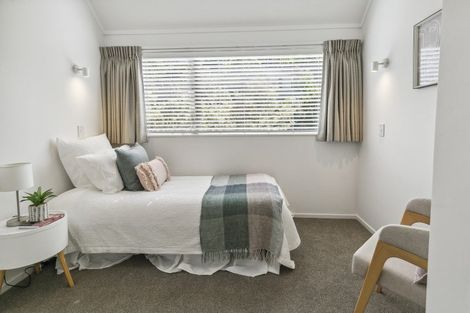 Photo of property in 15 Amapur Drive, Khandallah, Wellington, 6035