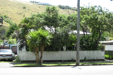 Photo of property in 4 Saint Leonards Square, Sumner, Christchurch, 8081