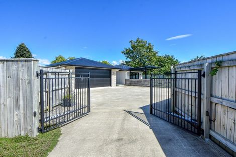 Photo of property in 11 Austin Reid Avenue, Carterton, 5713