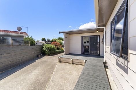 Photo of property in 23 Pukeko Street, Paraparaumu, 5032