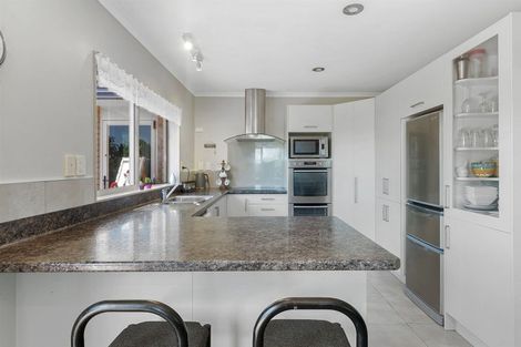 Photo of property in 22 Mamaku Rise, Welcome Bay, Tauranga, 3112