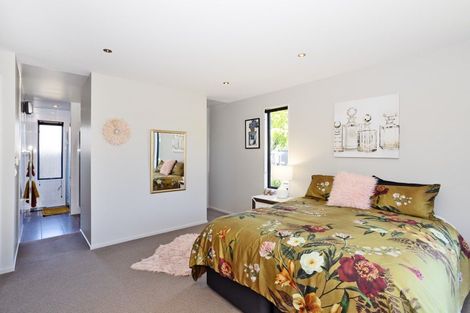 Photo of property in 11 Northside Drive, Waikiwi, Invercargill, 9810