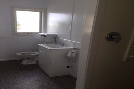 Photo of property in 8-10 Harris Road, Mount Wellington, Auckland, 1051