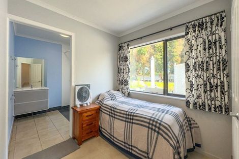 Photo of property in 11 Ryall Road, Paeroa, 3673