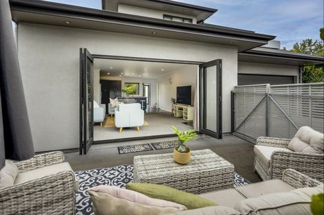 Photo of property in 23a Avondale Road, Taradale, Napier, 4112