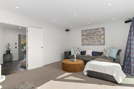 Photo of property in 1 Coburn Place, Lake Hayes, Queenstown, 9304