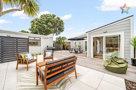 Photo of property in 17 Oriental Street, Petone, Lower Hutt, 5012