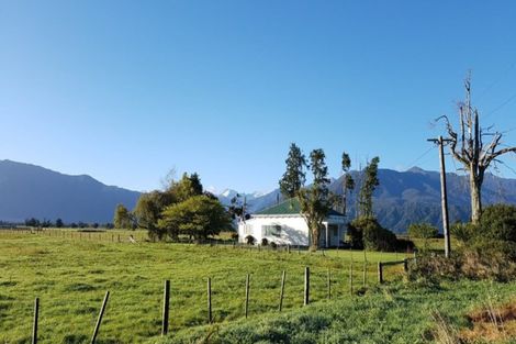 Photo of property in 436 Wanganui Flat Road, Harihari, 7884