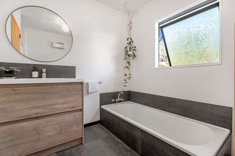 Photo of property in 23 Punga Place, Whitianga, 3510