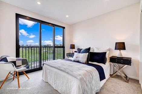 Photo of property in 17 Sails Road, Hobsonville, Auckland, 0616