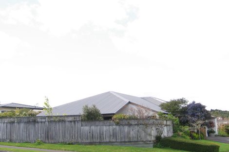 Photo of property in 71 Harvey Street, Waipahihi, Taupo, 3330