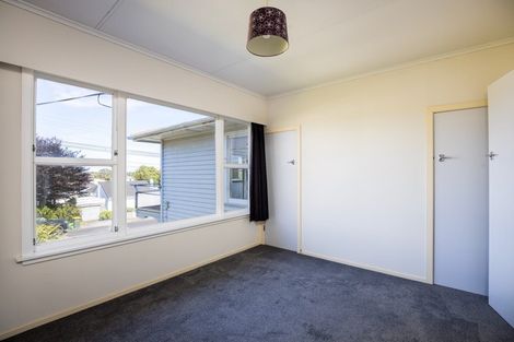 Photo of property in 56 Wallath Road, Westown, New Plymouth, 4310