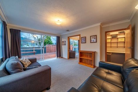 Photo of property in 13 Oxford Crescent, Ebdentown, Upper Hutt, 5018
