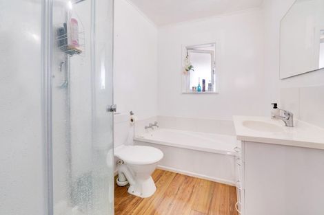 Photo of property in 42 Allen Street, Mangere East, Auckland, 2024