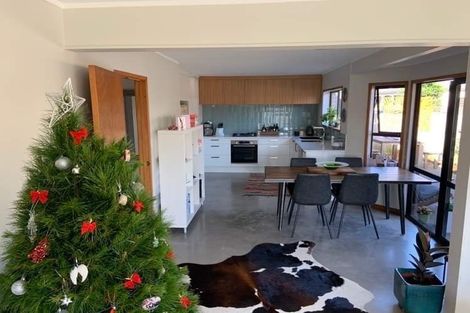 Photo of property in 10a Elizabeth Street, Orewa, 0931