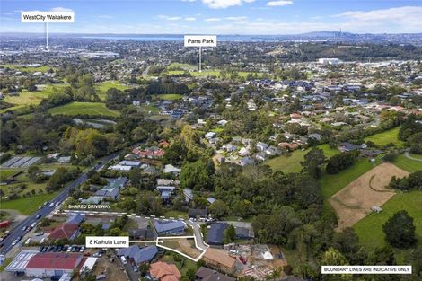 Photo of property in 8 Kaihuia Lane, Oratia, Auckland, 0604