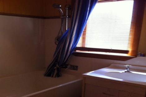 Photo of property in 11 Valentine Street, Alicetown, Lower Hutt, 5010