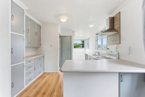 Photo of property in 49 Polson Street, Castlecliff, Whanganui, 4501