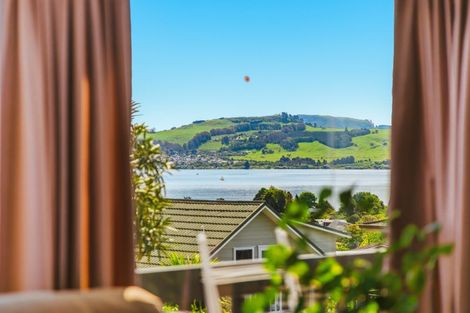 Photo of property in 2 Kempton Place, Richmond Heights, Taupo, 3330