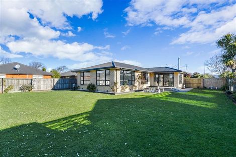 Photo of property in 327 Ferry Road, Waltham, Christchurch, 8011