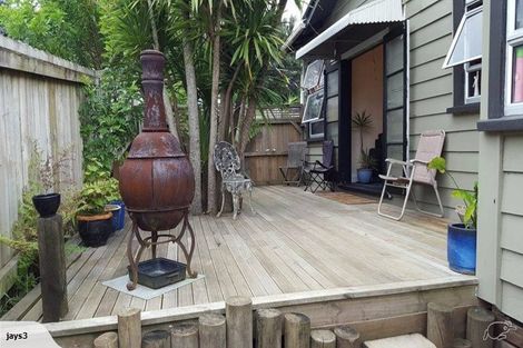 Photo of property in 84 Tarewa Road, Morningside, Whangarei, 0110