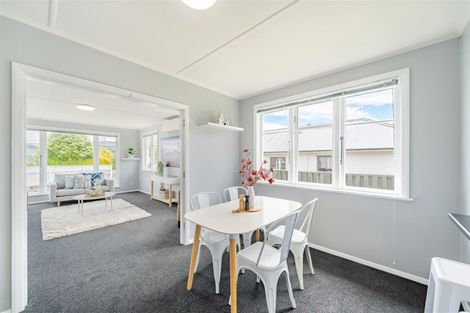 Photo of property in 4 Ventura Avenue, Ebdentown, Upper Hutt, 5018