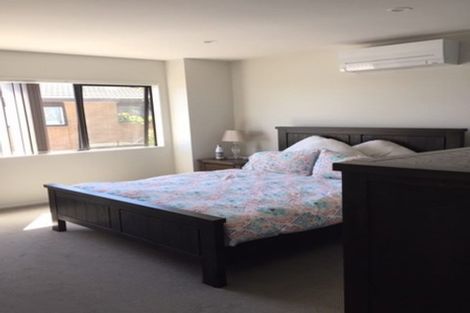 Photo of property in 7 Sophie Lane, Henderson, Auckland, 0612