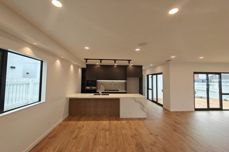 Photo of property in 1 Pukeko Road, Hobsonville, Auckland, 0616