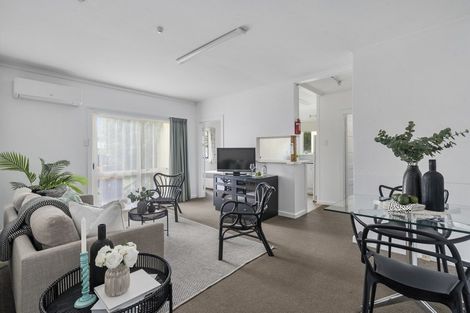 Photo of property in 11/288 College Street, West End, Palmerston North, 4410