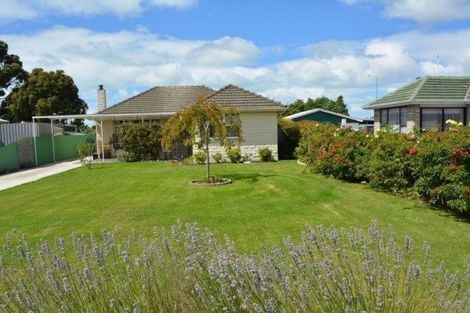 Photo of property in 25 Sneyd Street, Kaiapoi, 7630