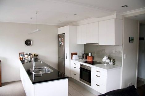 Photo of property in Bellagio Apartments, 8a/39 Taranaki Street, Te Aro, Wellington, 6011