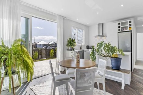 Photo of property in 11 Union Drive, Papamoa, 3118