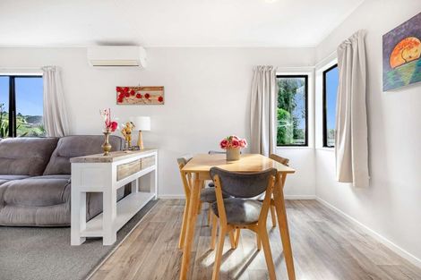 Photo of property in 35b Aquarius Drive, Kawaha Point, Rotorua, 3010