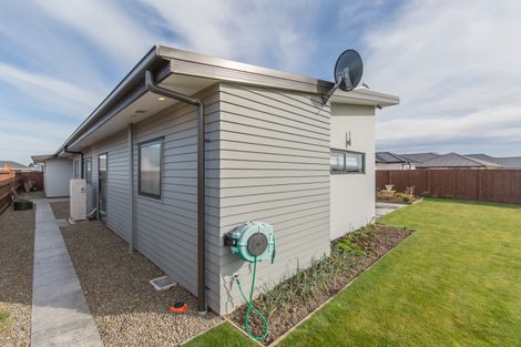 Photo of property in 74 Sutherland Drive, Kaiapoi, 7630