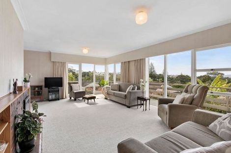 Photo of property in 8 Waratah Street, Birkenhead, Auckland, 0626