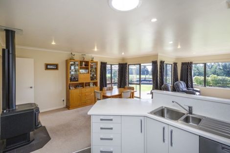 Photo of property in 32 Stoneleigh Lane, Aokautere, Palmerston North, 4471