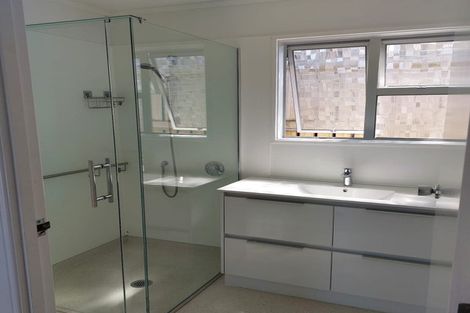 Photo of property in 403 Devon Street West, Lynmouth, New Plymouth, 4310